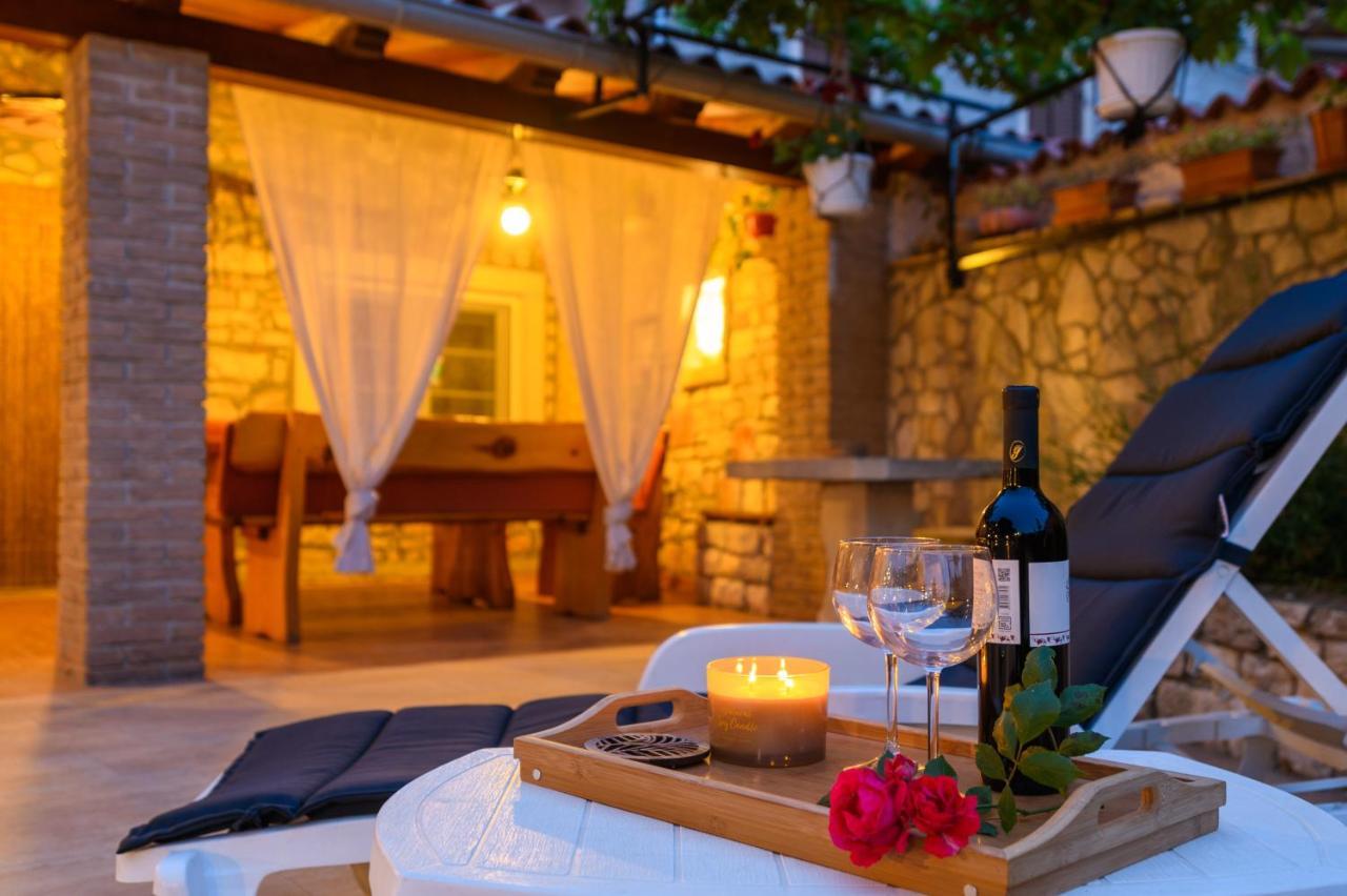 Rustic Istrian House Varesco Крница Екстериор снимка