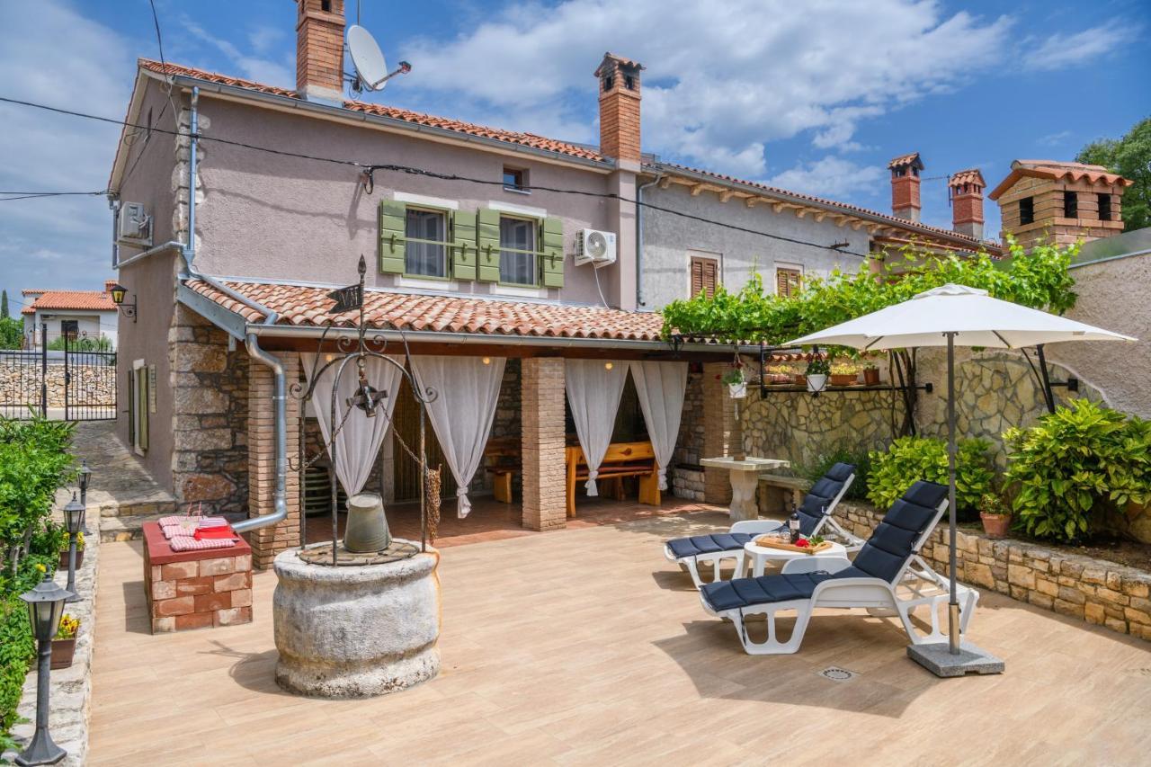 Rustic Istrian House Varesco Крница Екстериор снимка