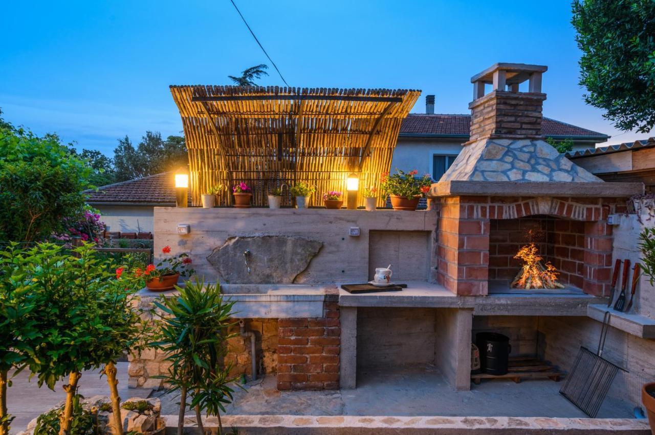 Rustic Istrian House Varesco Крница Екстериор снимка