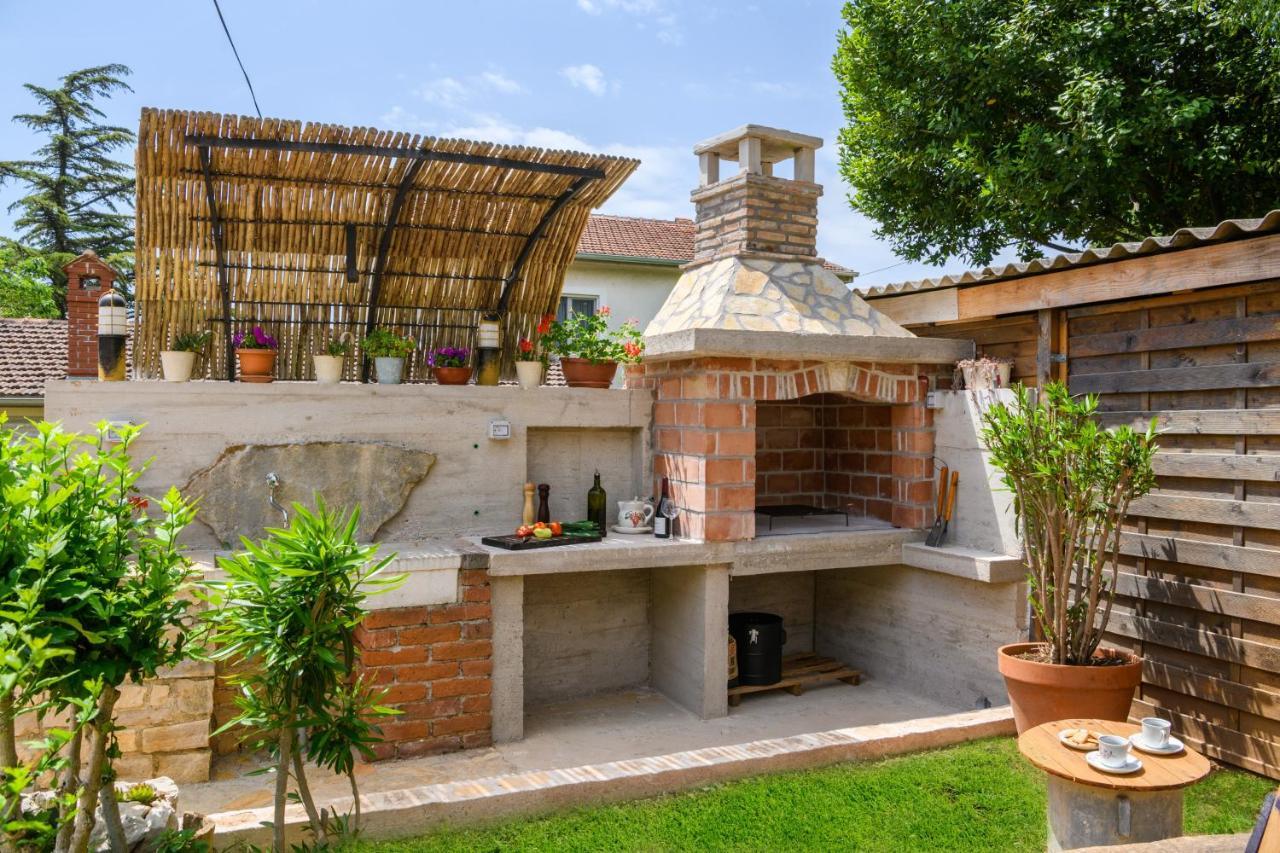 Rustic Istrian House Varesco Крница Екстериор снимка