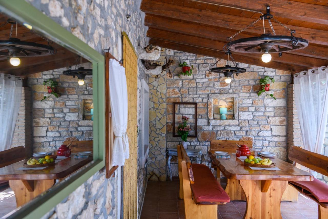 Rustic Istrian House Varesco Крница Екстериор снимка