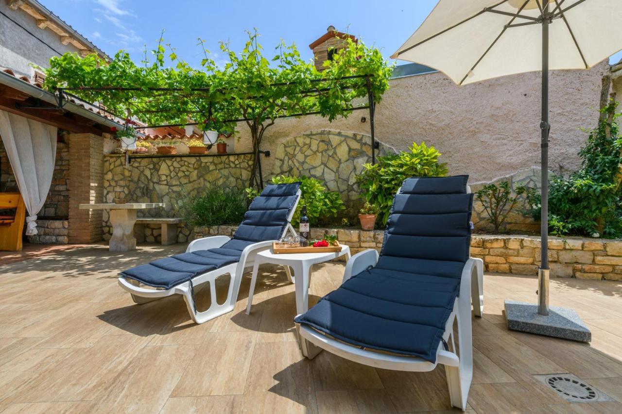 Rustic Istrian House Varesco Крница Екстериор снимка