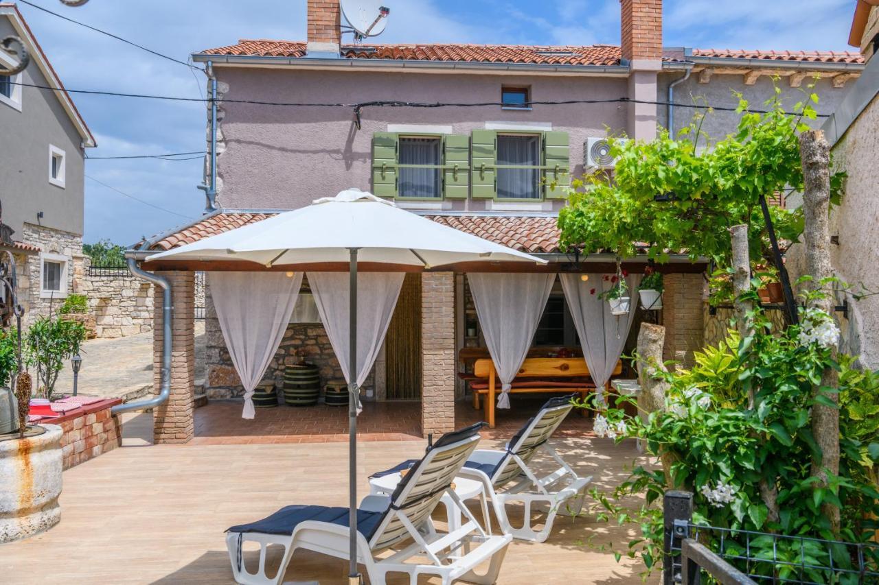 Rustic Istrian House Varesco Крница Екстериор снимка