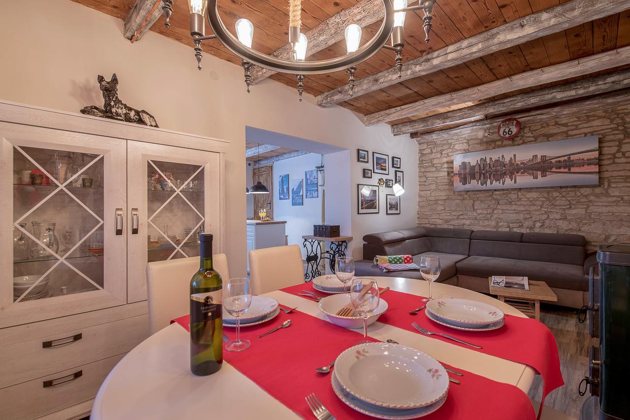 Rustic Istrian House Varesco Крница Екстериор снимка